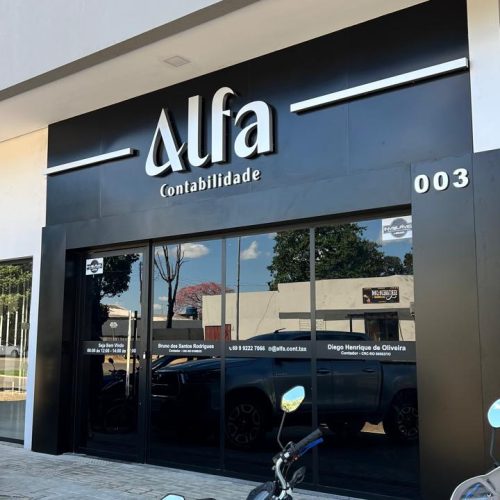 corte laser - ariquemes-inova-grafica-adesivo-trofeu-gravação-fachada de loja-acm-placa-letreiro de parede-letreiro-trofeu-luminoso